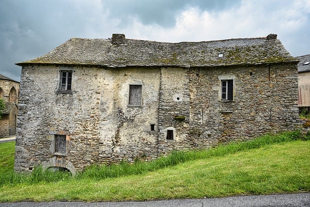 roof-640x480-16180592.jpeg