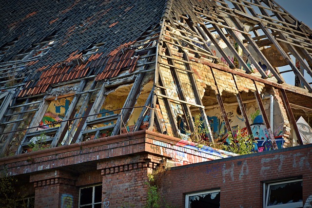 roof-640x480-64298685.jpeg
