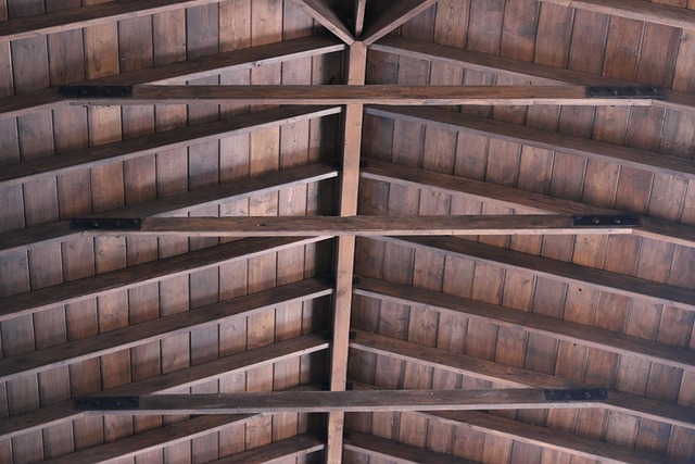 roof-roofing-640x480-75960679.jpeg