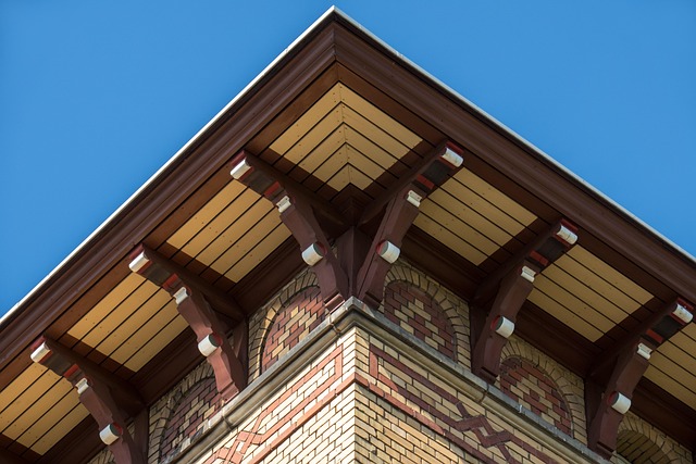 roof-roofing-house-roof-640x480-71377251.jpeg