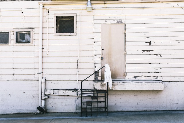 stair-640x480-77759553.jpeg