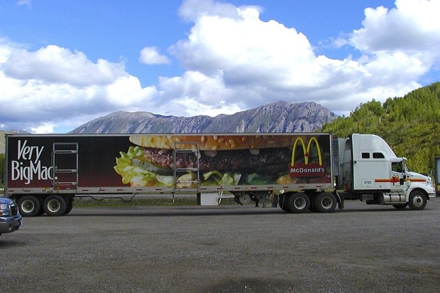 truck-trucking-640x480-79264249.jpeg