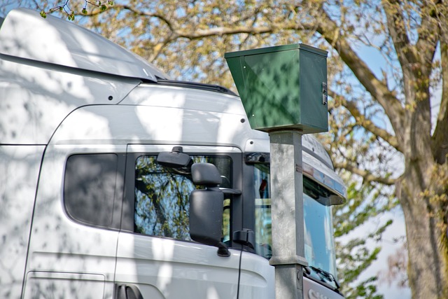truck-trucking-truck-driver-640x480-20188924.jpeg