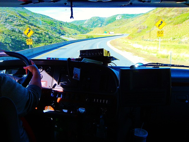 truck-trucking-truck-driver-640x480-2498183.jpeg