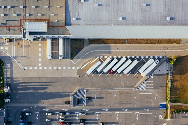 Collaborating for Multi-Truck Solutions: Insurance & Communication Strategies for Small Businesses