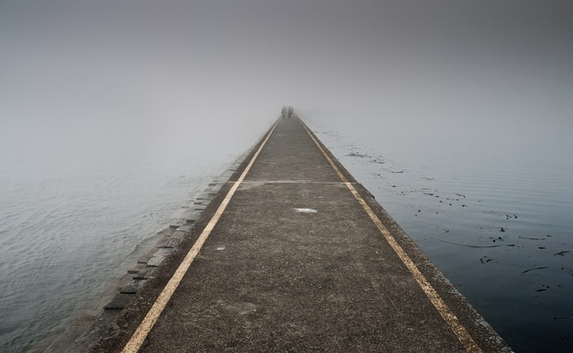 walkway-pathway-640x480-1664093.jpeg