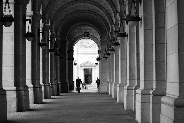 walkway-pathway-640x480-77336044.jpeg