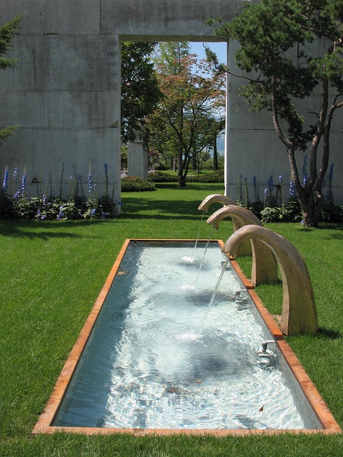water feature, landscaping