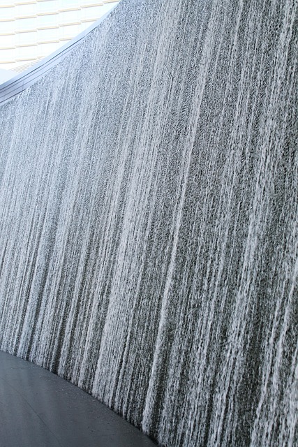 water-feature-landscaping-640x480-583065.jpeg