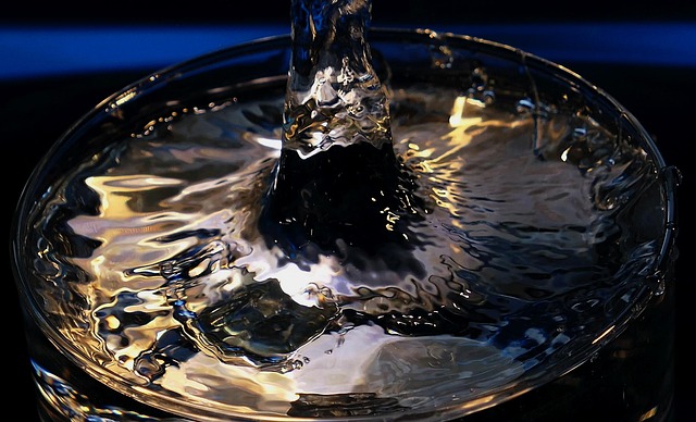 water-feature-landscaping-640x480-99458601.jpeg