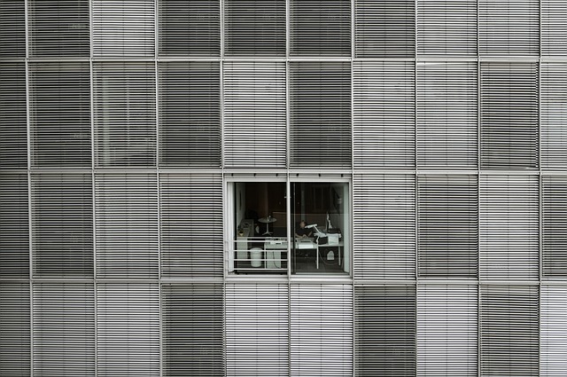 window-640x480-21145410.jpeg