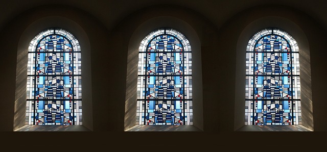 window-640x480-38879712.jpeg