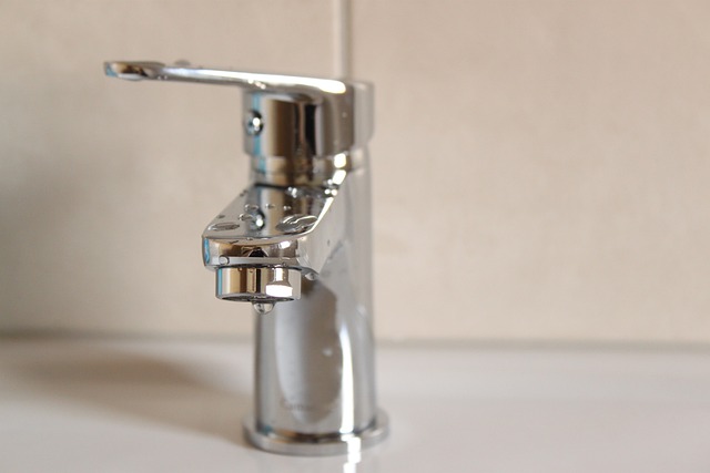 bathroom-640x480-31684723.jpeg