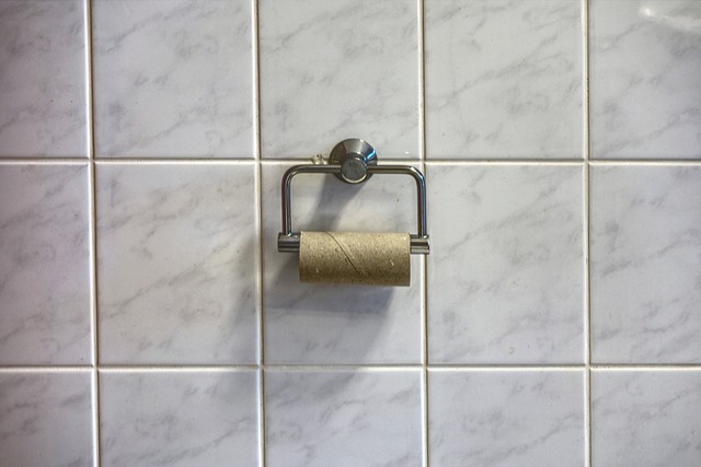 bathroom-640x480-81994726.jpeg