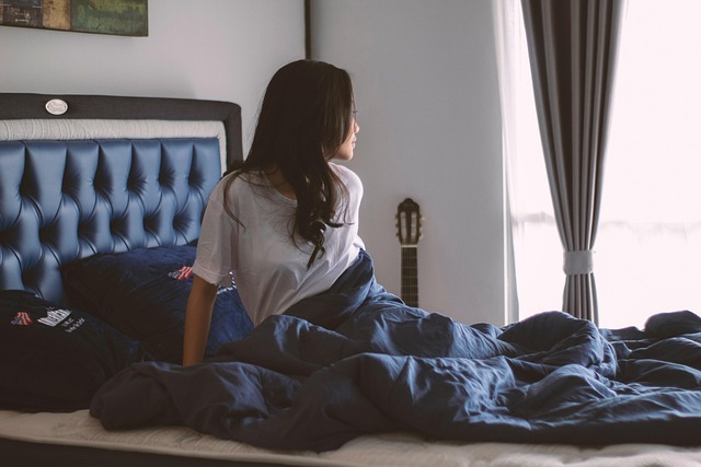 bed-frame-640x480-86987158.jpeg