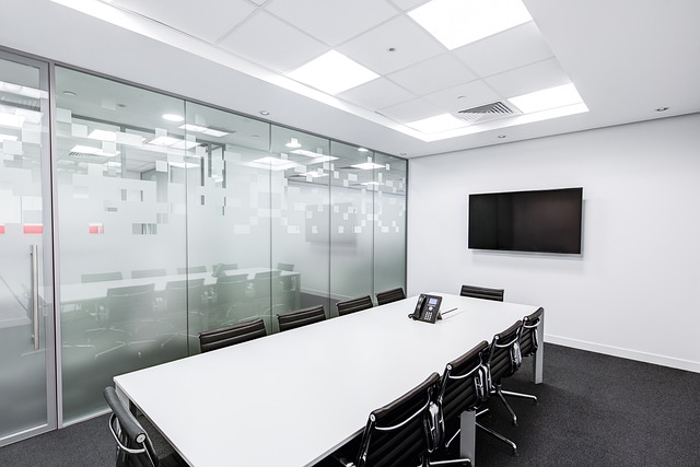 businessman-business-meeting-company-640x480-36900501.jpeg