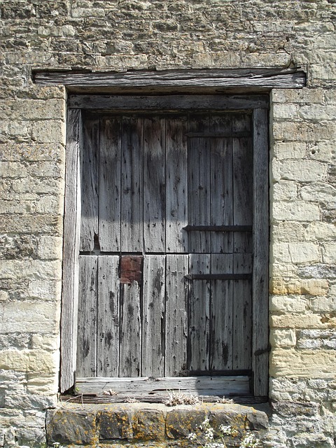 door-640x480-19297493.jpeg