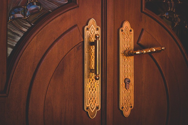 door-640x480-51275209.jpeg