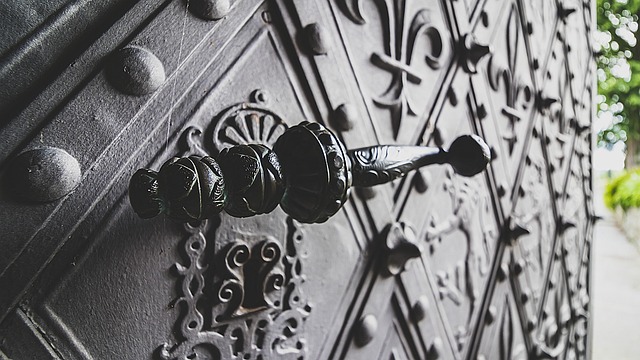 door lock