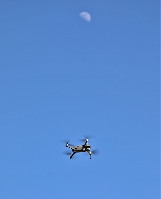 drone-640x480-61038370.jpeg