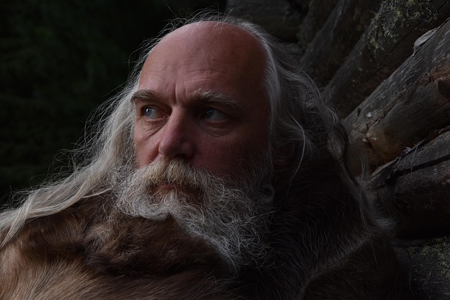 elder-people-senior-640x480-73882805.jpeg