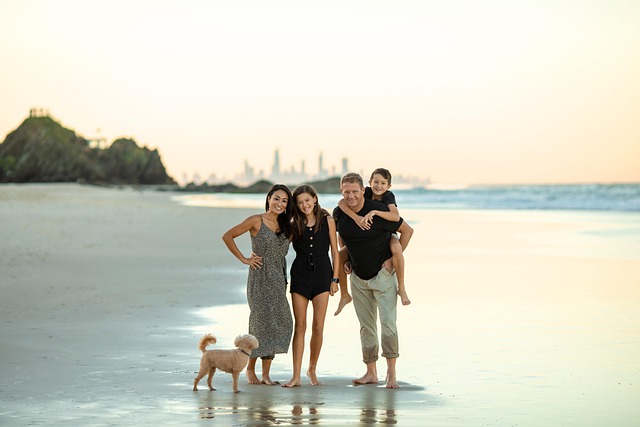 family-640x480-11515598.jpeg