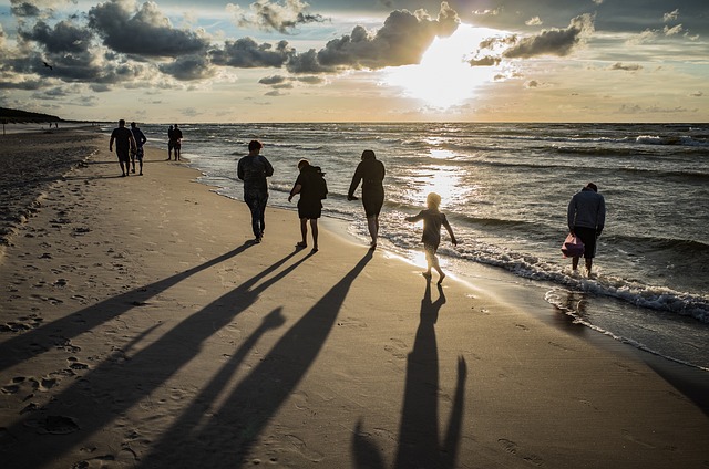 family-640x480-70181118.jpeg