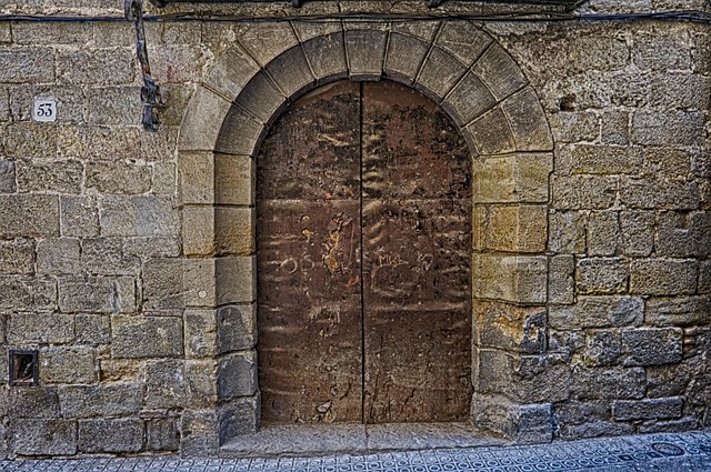 Video Doorbells: Strengthening Urban Home Safety