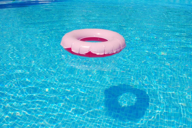 inflatable-water-slides-640x480-30259779.jpeg