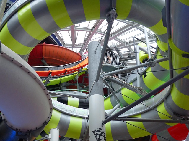 inflatable-water-slides-640x480-61092540.jpeg