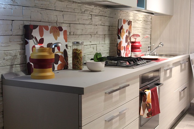 Achieve Clutter-Free Kitchen Ideas with Neutral Color Palettes