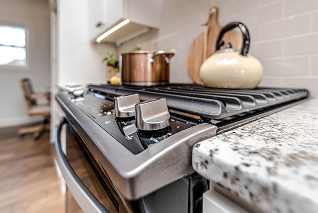 kitchen-640x480-66752860.jpeg