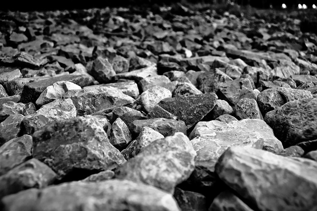 landscaping-640x480-63644689.jpeg