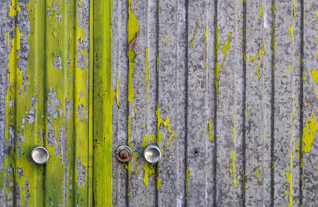 metal door