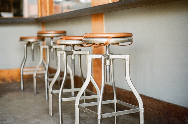 metal-furniture-640x480-91669211.jpeg
