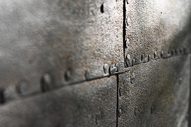 metal gate