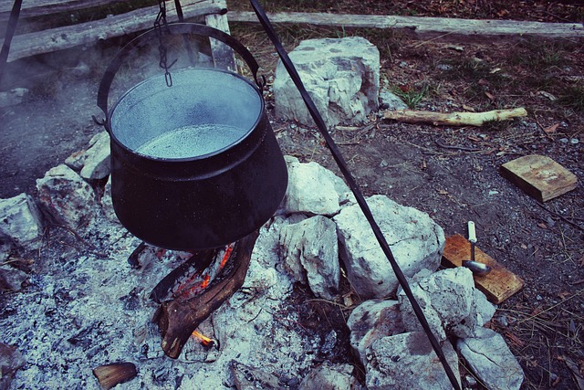 outdoor-fireplace-640x480-79428587.jpeg