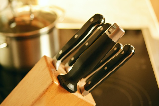 outdoor-kitchen-640x480-61731780.jpeg