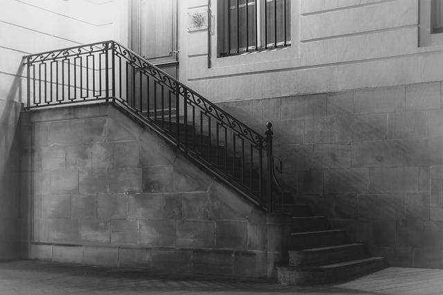 Mastering Modern Metal Stair Railings: Expert Installation for Safety and Durability