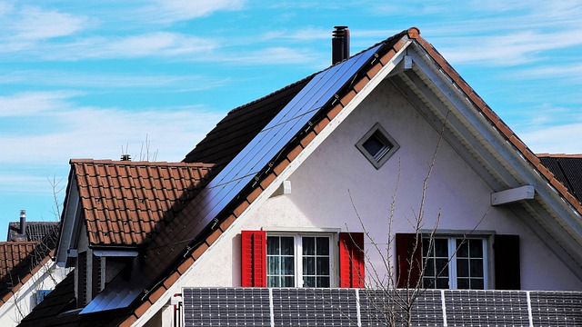 roof-640x480-10483586.jpeg
