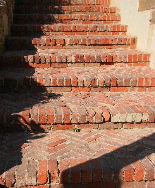 Bespoke Stair Design: From Wrought Iron Charm to Modern Steel Solutions