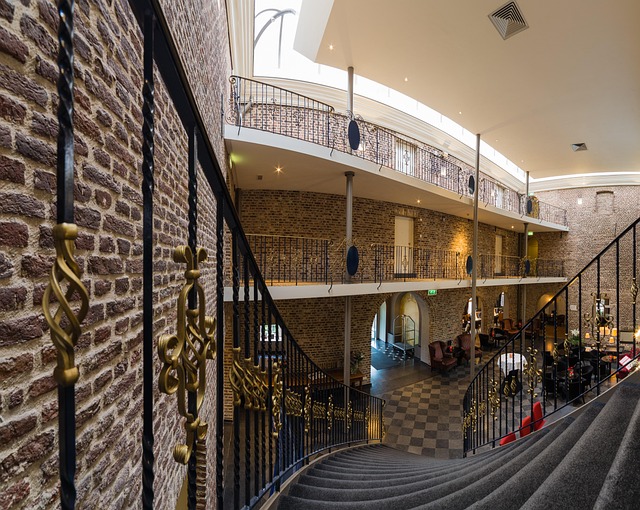 stair-640x480-91310985.jpeg