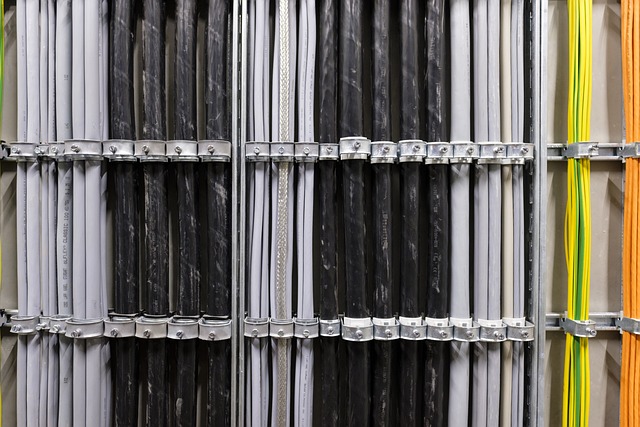 structured-wiring-installation-640x480-40612999.jpeg