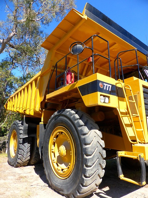Protect Your Business: Custom Truck Insurance Plans for Comprehensive Coverage