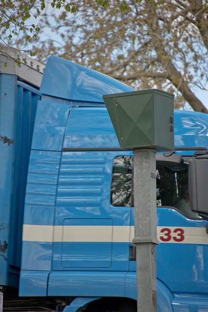 Affordable Trucking: Navigating Costs, Insurance & Savings for Beginners