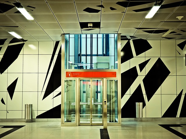 underground-construction-640x480-36405696.jpeg