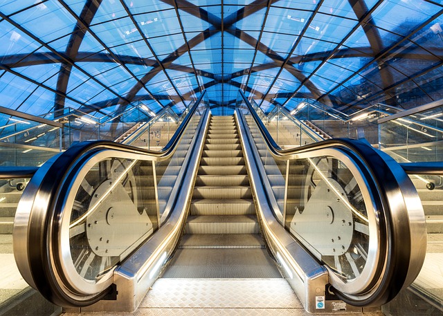 underground-construction-640x480-49566675.jpeg