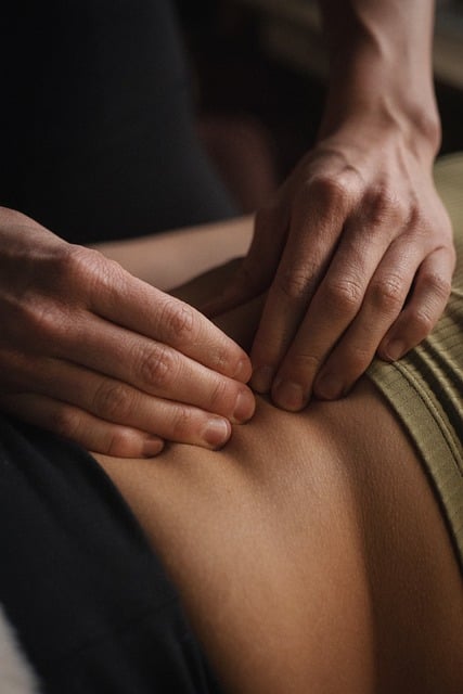Hot vs. Cold: Unveiling Therapy Benefits for Optimal Recovery