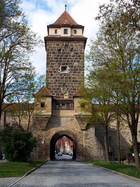 gate-640x480-55127395.jpeg