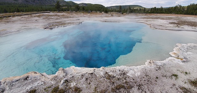 hot-water-therapy-640x480-73503686.jpeg